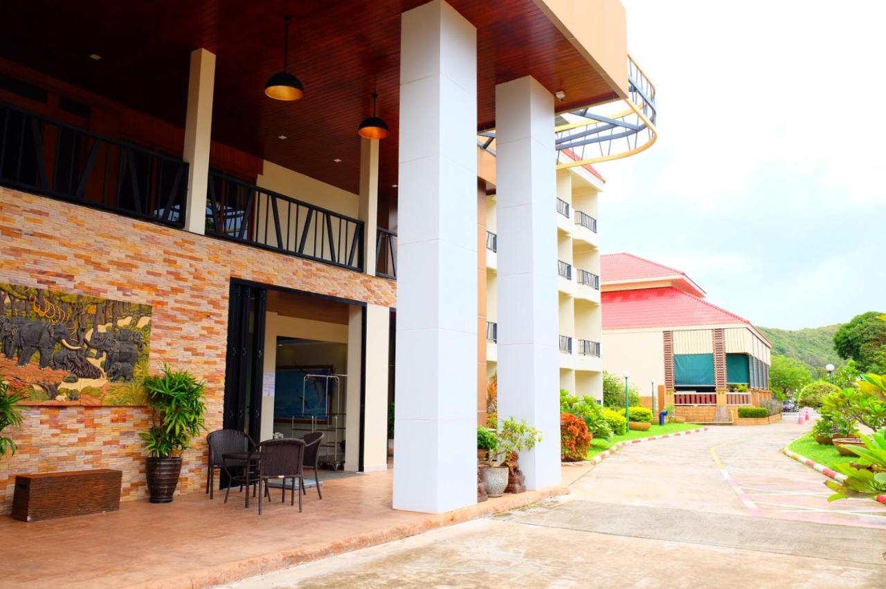 New Travel Beach Hotel&Resort Chao Lao Beach Exterior foto
