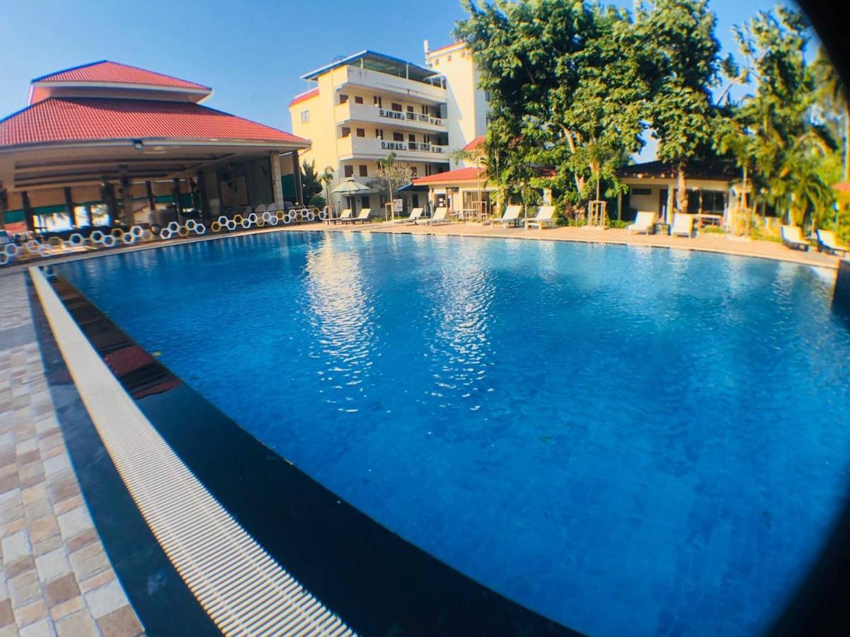 New Travel Beach Hotel&Resort Chao Lao Beach Exterior foto